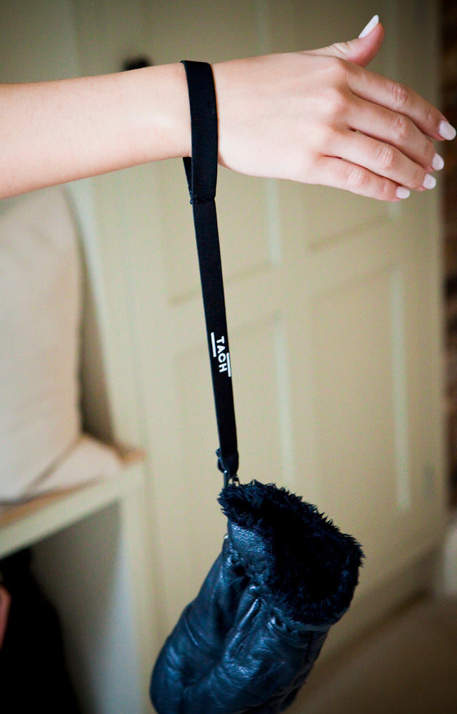 Glove Bands – Secure, Hands-Free Glove Holders for Any Adventure